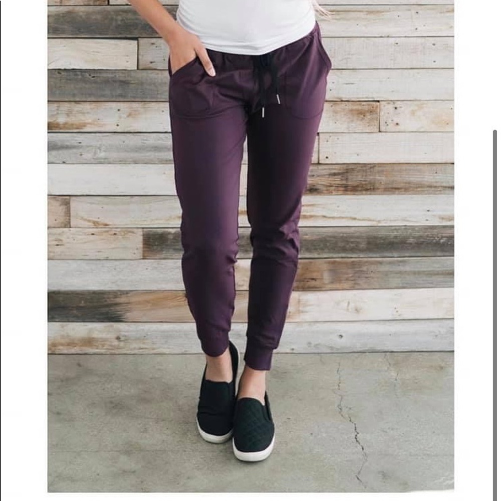 Plum Unwind Joggers